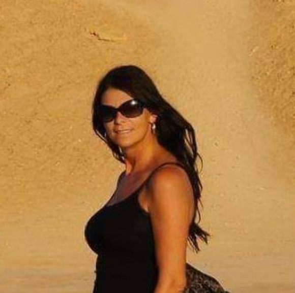 Meet your Posher, Lynn - Picture 1 of 1